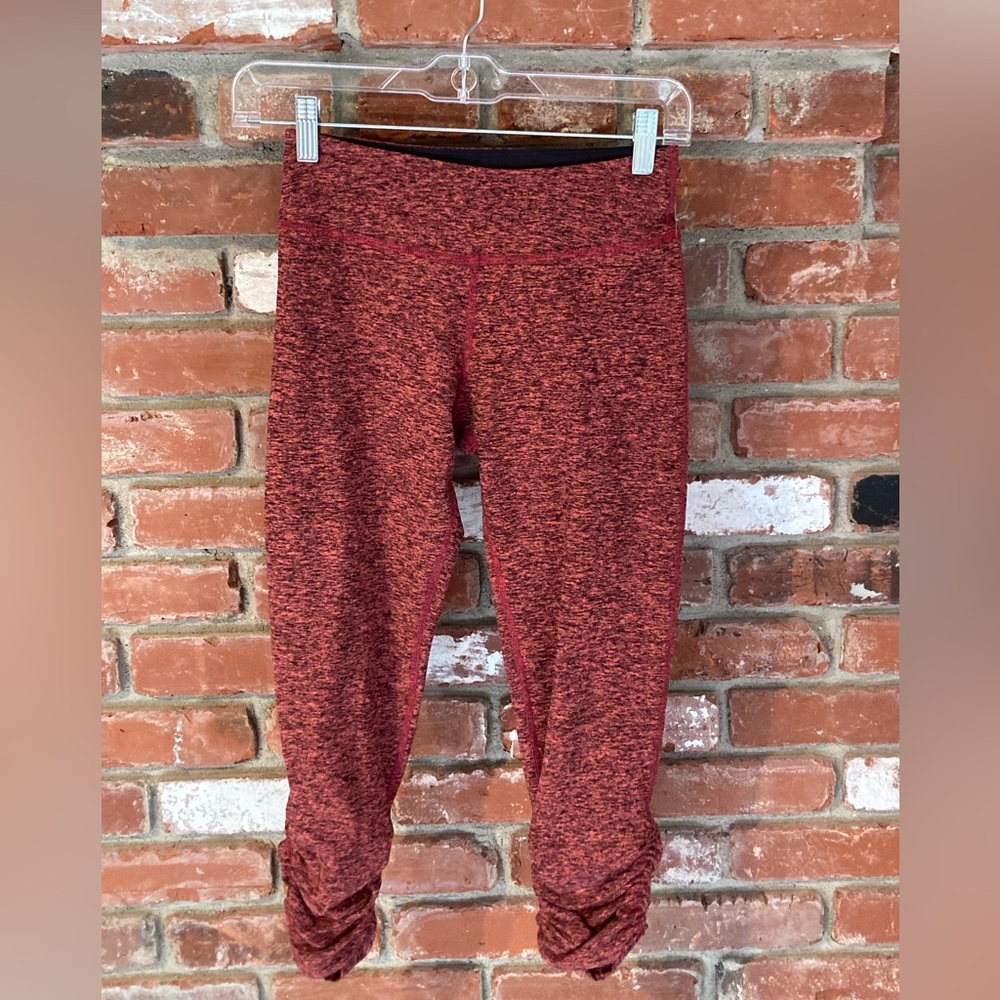 Beyond Yoga crop leggings